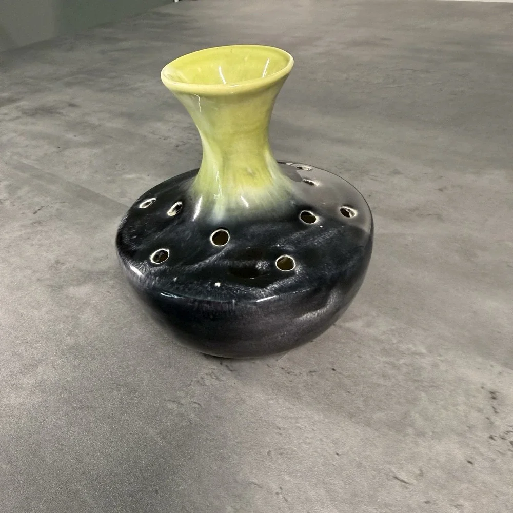 Art‎ Pottery Frog Vase with Stem Holes Glazed Green Black